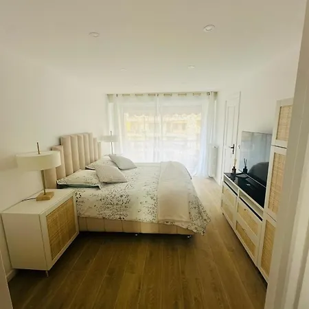 F3 Plein Centre Juan Les Pins Antibes