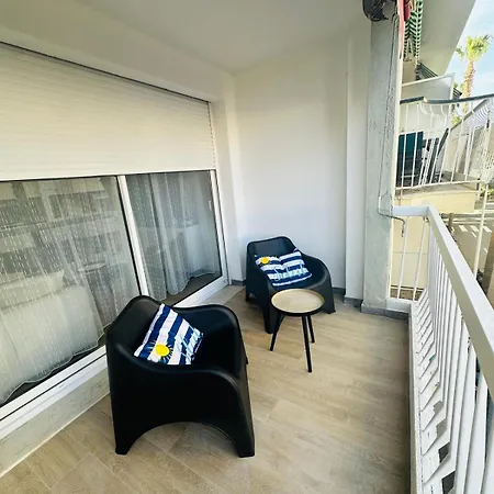 Apartment F3 Plein Centre Juan Les Pins